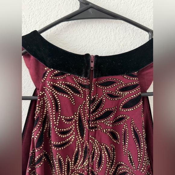 Elegant Black and maroon Patterned Women's Dress - Picture 7 of 11